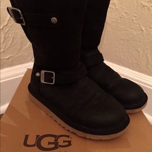 Kids Kensington Black Uggs